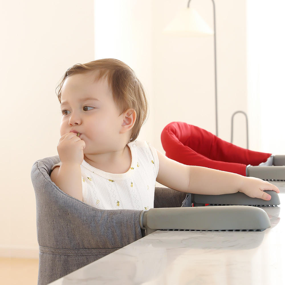 Unique Babies Latest 4 in 1 Foldable Plastic Feeding Baby Eat Portable Dining Table Clip Hook on Hight Chair 2025