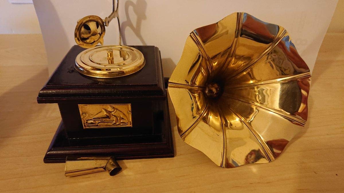 VMMPL JaipurCrafts Brass Vintage Gramophone Showpiece for Home and Living Room, 17 cm, Gold, 1 Piece