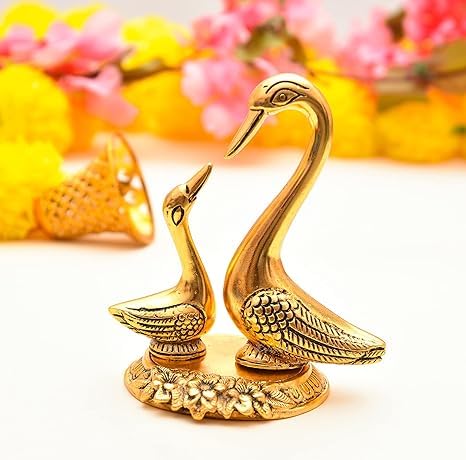 House of Astro Golden Pair of Kissing Swan Duck Showpiece for Home Decor & Gift – 5 Inch | Metal, Golden Finish